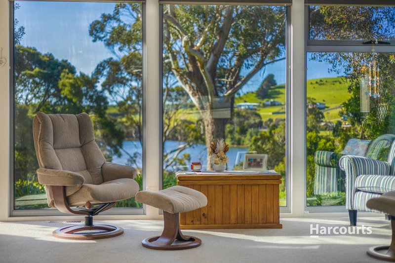 Photo - 67 Jackson Street, Wynyard TAS 7325 - Image 6