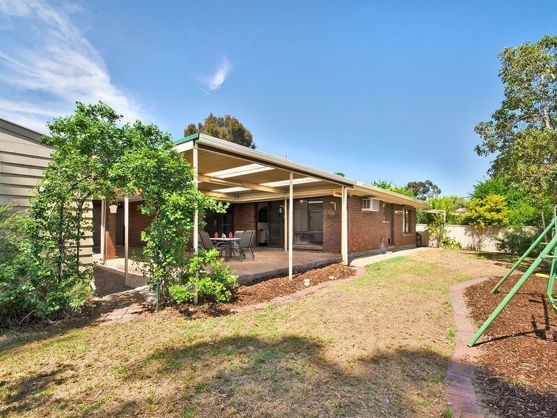 Photo - 67 Joycelyn Avenue, Surrey Downs SA 5126 - Image 10