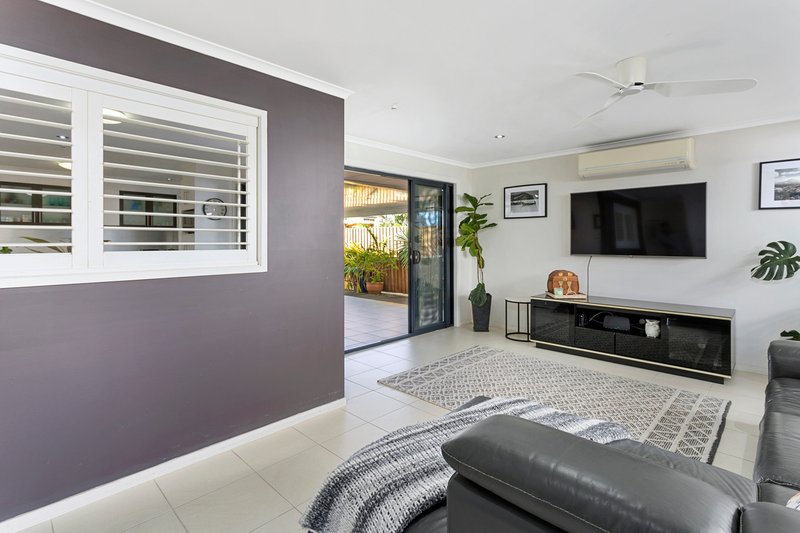 Photo - 67 Kallay Street, Miami QLD 4220 - Image 9