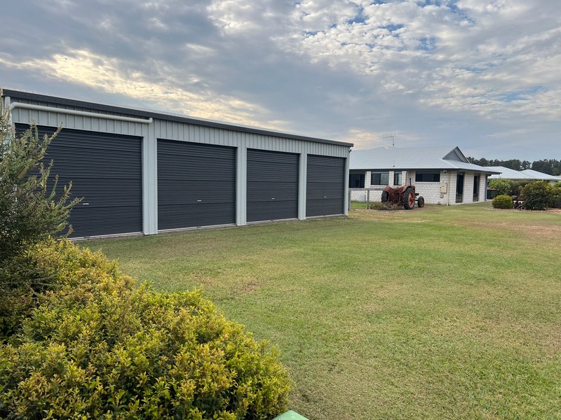 Photo - 67 Lake Drive, Yengarie QLD 4650 - Image 3