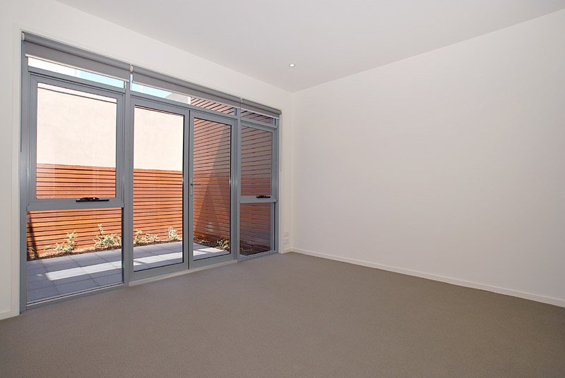 Photo - 67 Lambeth Street, Kensington VIC 3031 - Image 3