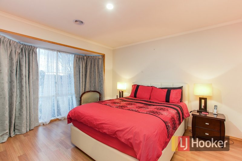 Photo - 67 Laura Drive, Hampton Park VIC 3976 - Image 6