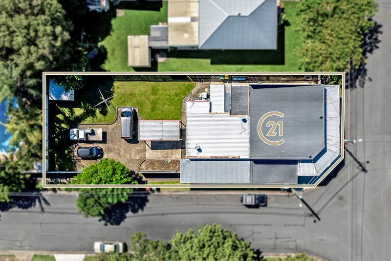 Photo - 67 Laura Street, Clontarf QLD 4019 - Image 2