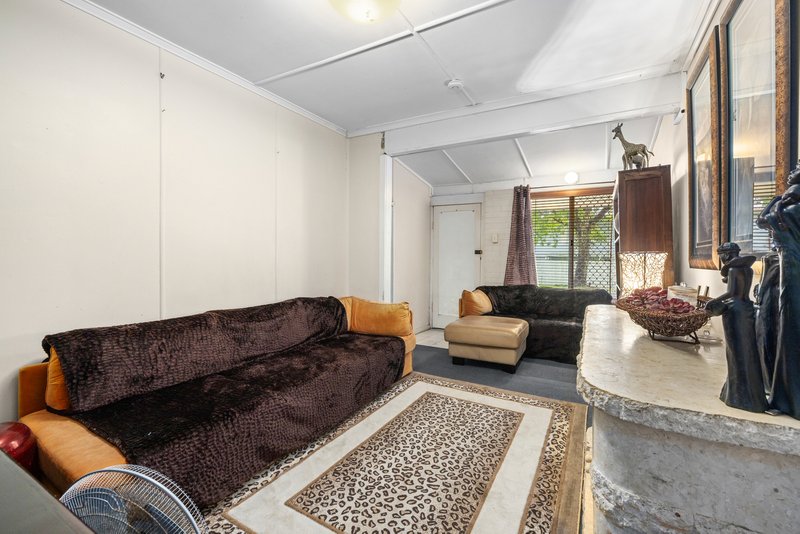 Photo - 67 Laura Street, Clontarf QLD 4019 - Image 5