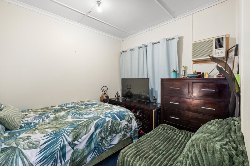Photo - 67 Laura Street, Clontarf QLD 4019 - Image 9