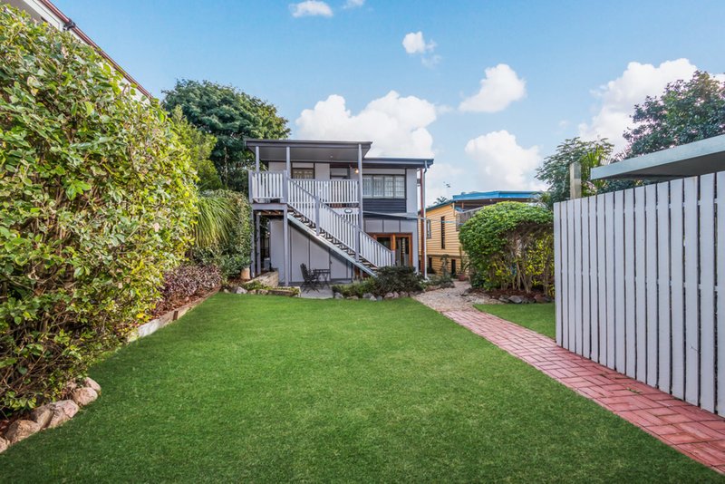 Photo - 67 Lindsay Street, Ashgrove QLD 4060 - Image 2