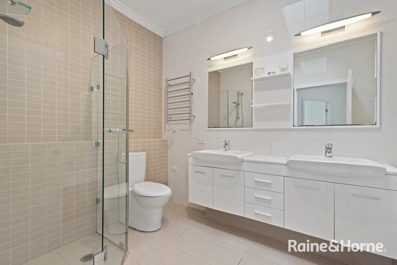 Photo - 67 Llewellyn Street, Rhodes NSW 2138 - Image 7