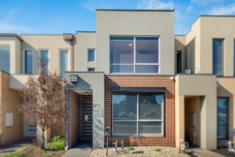 67 Lygon Drive, Craigieburn VIC 3064