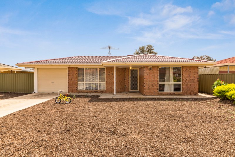 67 Magdalena Crescent, Paralowie SA 5108