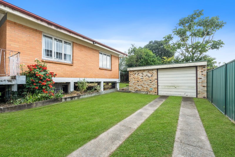 Photo - 67 Mannington Road, Acacia Ridge QLD 4110 - Image 11
