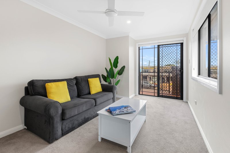 Photo - 67 Milford Avenue, Panania NSW 2213 - Image 4