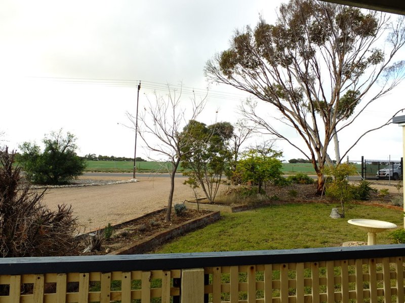 Photo - 67 Muddy Lane, Moonta SA 5558 - Image 6