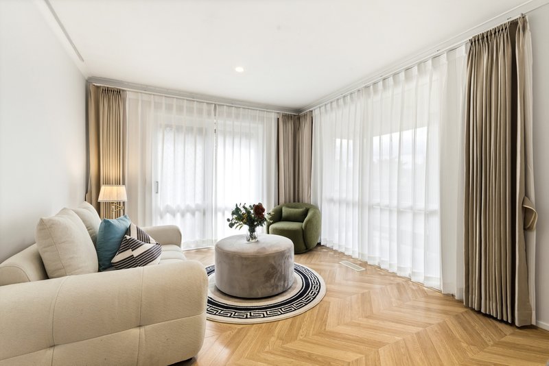 Photo - 67 Murray Crescent, Rowville VIC 3178 - Image 6