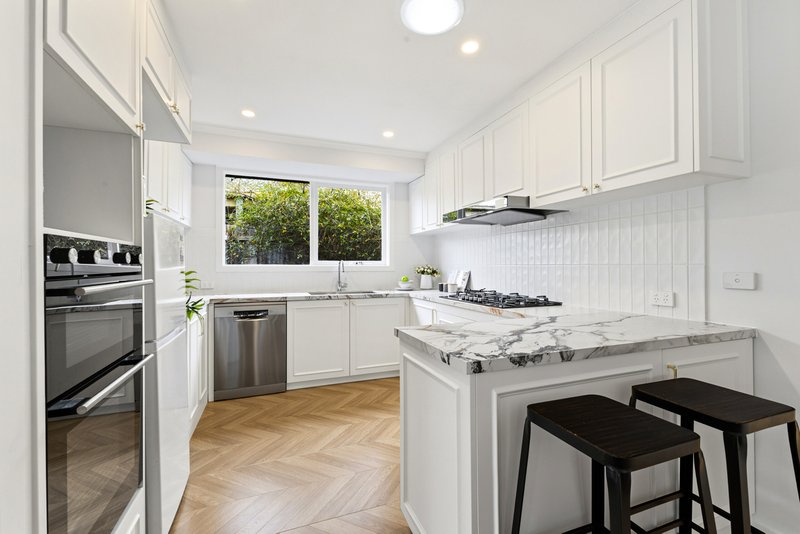 Photo - 67 Murray Crescent, Rowville VIC 3178 - Image 8