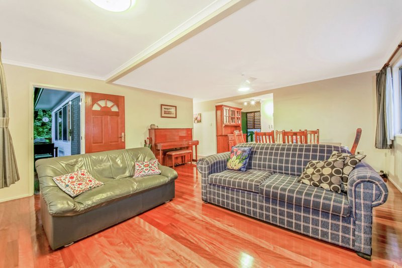 Photo - 67 Narellan Street, Arana Hills QLD 4054 - Image 5