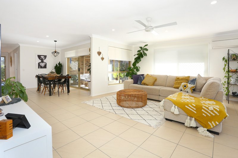 Photo - 67 Numbat Court, Coombabah QLD 4216 - Image 2