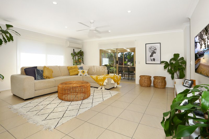 Photo - 67 Numbat Court, Coombabah QLD 4216 - Image 17