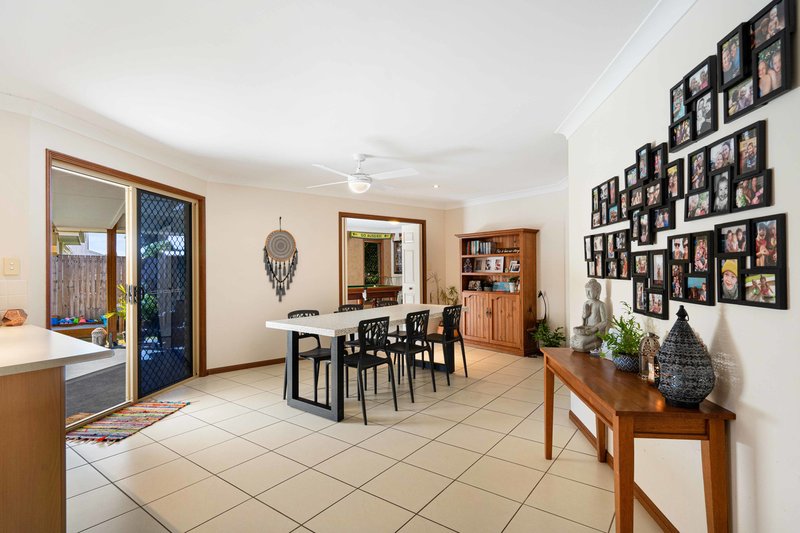 Photo - 67 Old Orchard Dr , Palmwoods QLD 4555 - Image 5