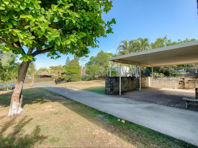 Photo - 67 Patricks Road, Arana Hills QLD 4054 - Image 9