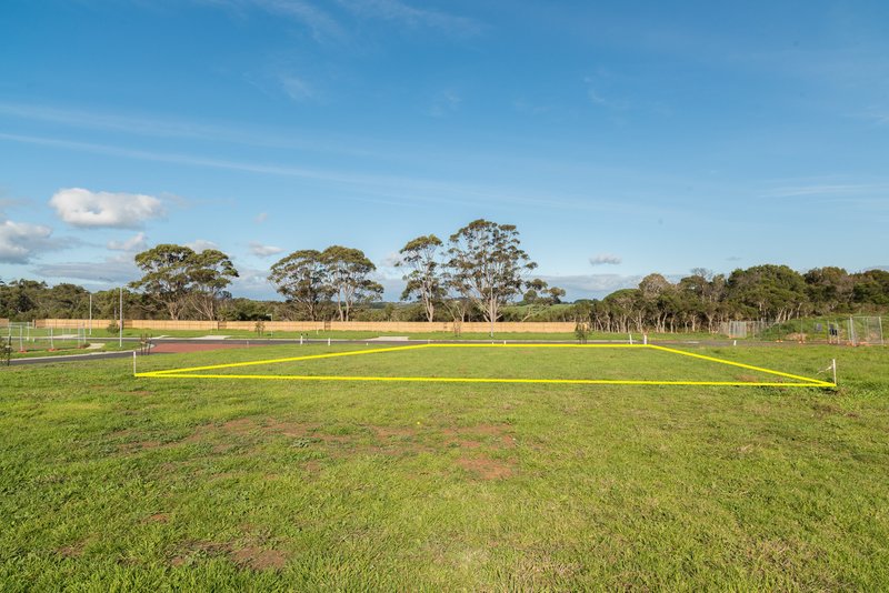 Photo - 67 Pembrey Loop, Cowes VIC 3922 - Image 5