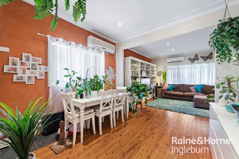 Photo - 67 Pembroke Road, Minto NSW 2566 - Image 7