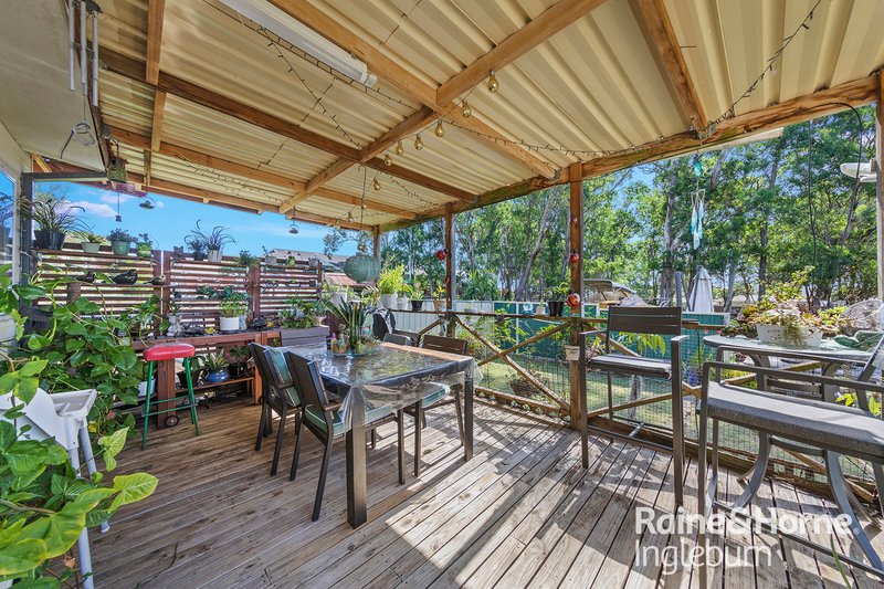 Photo - 67 Pembroke Road, Minto NSW 2566 - Image 12