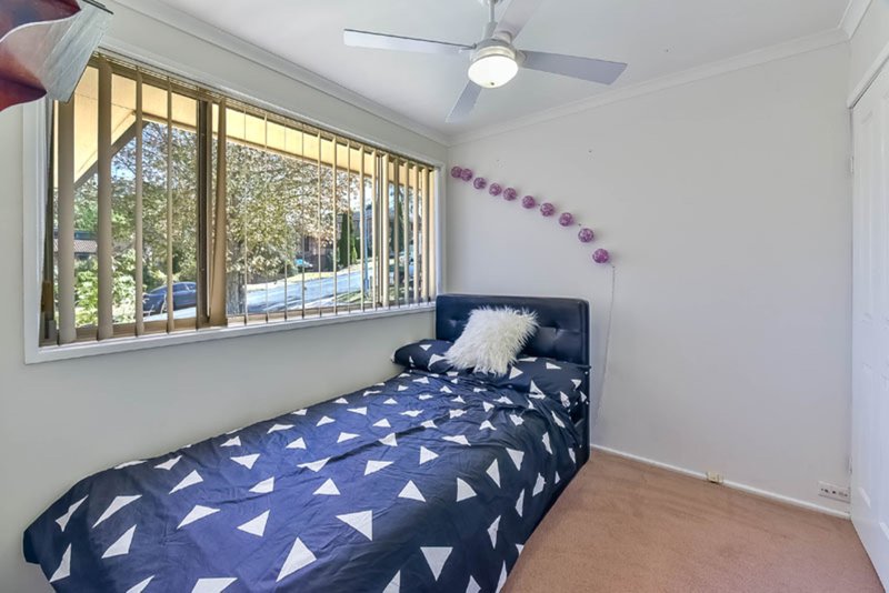 Photo - 67 Pinaroo Cresent , Bradbury NSW 2560 - Image 3