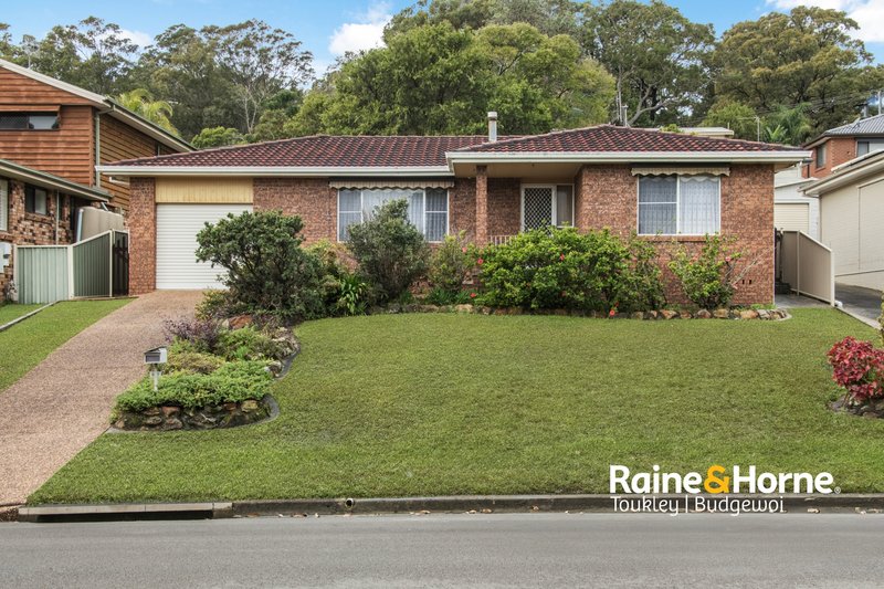 67 Premier Way, Bateau Bay NSW 2261