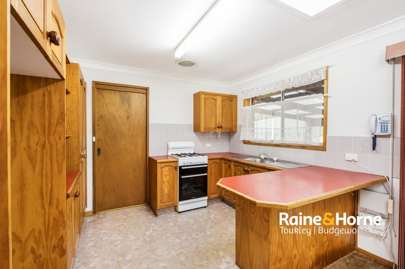 Photo - 67 Premier Way, Bateau Bay NSW 2261 - Image 5