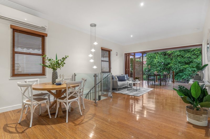 Photo - 67 Riverton Street, Clayfield QLD 4011 - Image 3