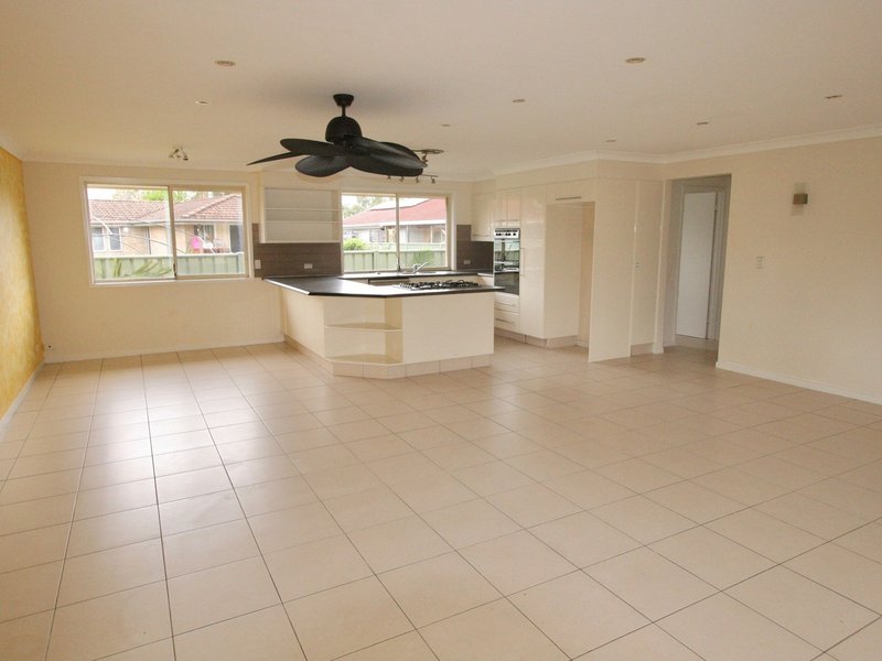 Photo - 67 Riviera Avenue, Tweed Heads West NSW 2485 - Image 2