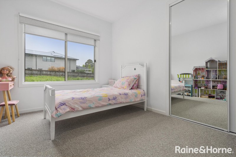 Photo - 67 Ross Watt Road, Gisborne VIC 3437 - Image 18