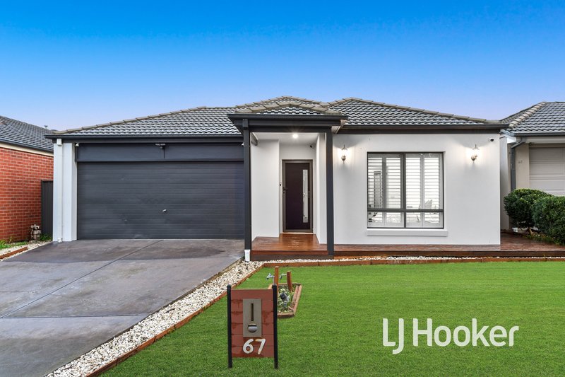 67 Sabel Drive, Cranbourne North VIC 3977