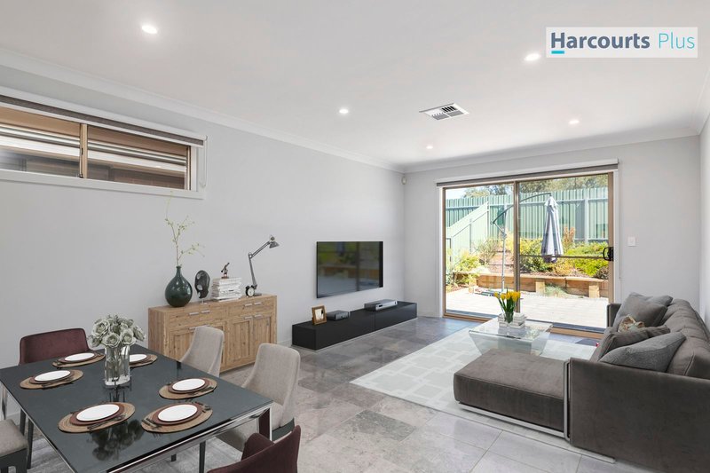 Photo - 67 Seaway Road, Hallett Cove SA 5158 - Image 5