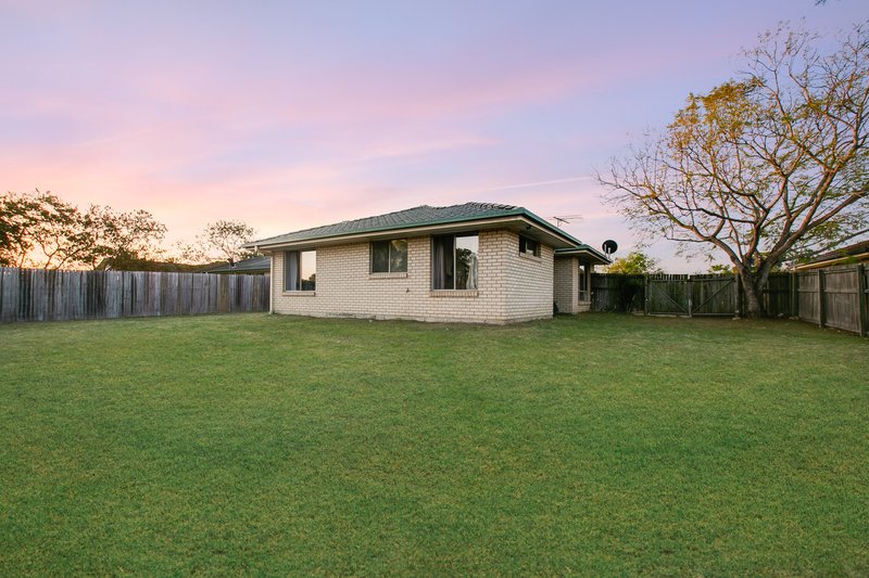 Photo - 67 Selwyn Street, North Booval QLD 4304 - Image 13