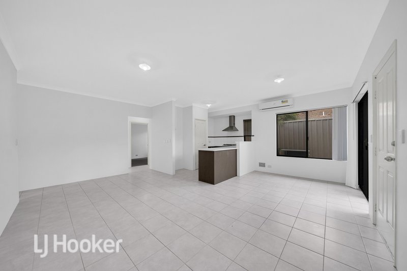 Photo - 6/7 Stockman Way, Cannington WA 6107 - Image 7