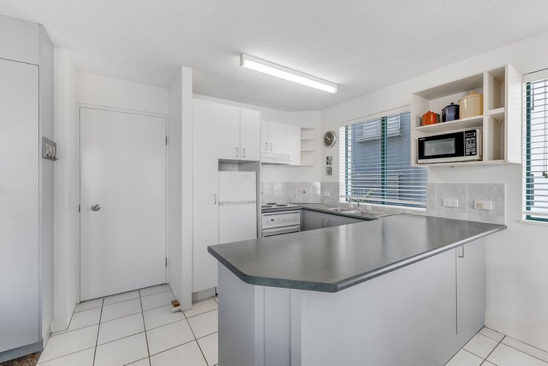 Photo - 6/7 Sykes Avenue, Kings Beach QLD 4551 - Image 5
