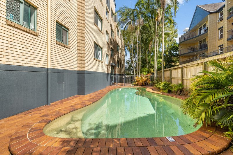 Photo - 6/7 Sykes Avenue, Kings Beach QLD 4551 - Image 10