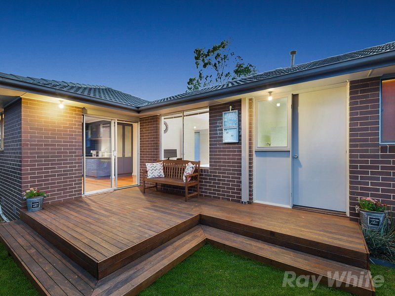 Photo - 67 Tiverton Drive, Mulgrave VIC 3170 - Image 11