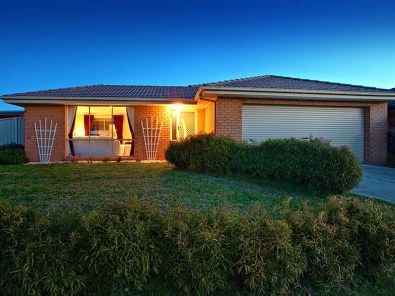 67 Trafalgar Way, Cranbourne VIC 3977