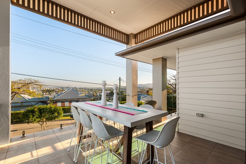 Photo - 67 Upper Cairns Terrace, Paddington QLD 4064 - Image 8