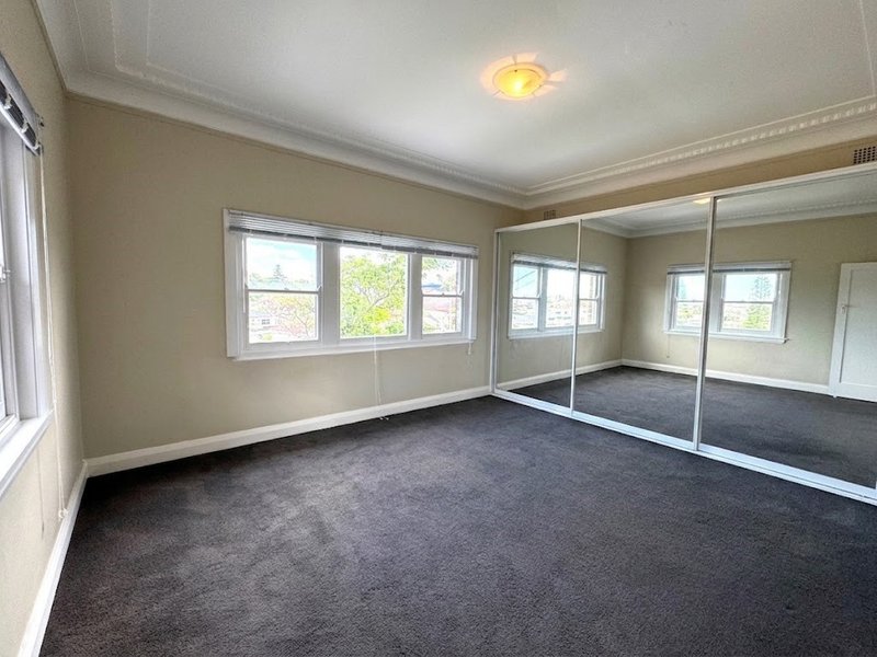 Photo - 67 Villiers Avenue, Rockdale NSW 2216 - Image 4