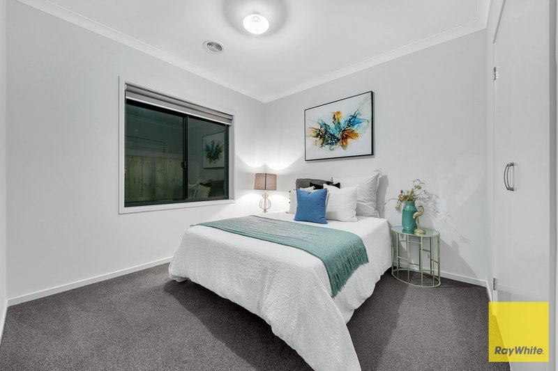 Photo - 67 Wagner Drive, Werribee VIC 3030 - Image 8