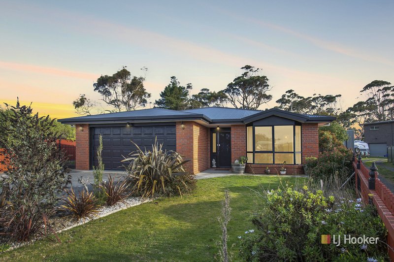 67 Walker Street, Wynyard TAS 7325