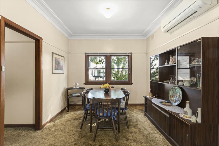 Photo - 67 Warwick Road, Merrylands NSW 2160 - Image 5