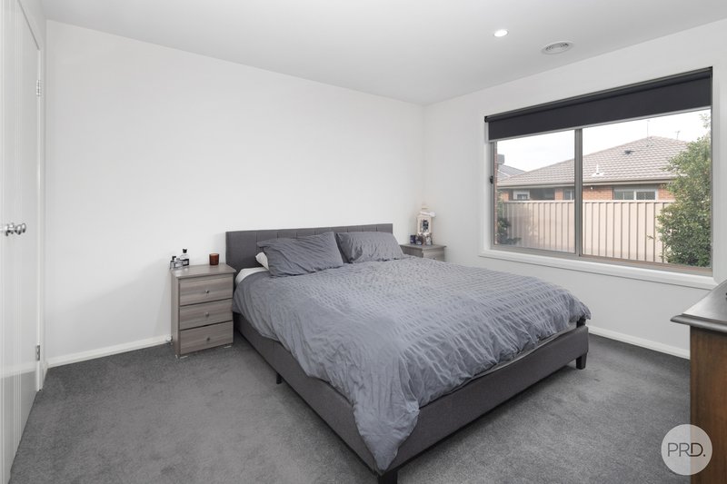 Photo - 67 Willoby Drive, Alfredton VIC 3350 - Image 11