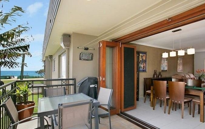 Photo - 6/70 Marine Parade, Miami QLD 4220 - Image 4