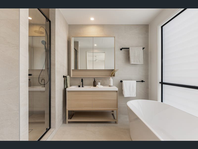 Photo - 67/100 Champions Crescent, Brookwater QLD 4300 - Image 13