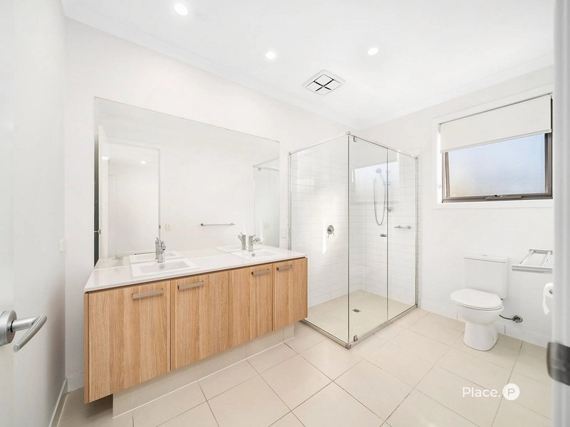 Photo - 67/25 The Corso , North Lakes QLD 4509 - Image 11