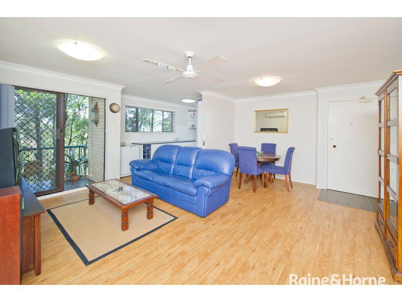 Photo - 6/73 Payne Street, Indooroopilly QLD 4068 - Image 2